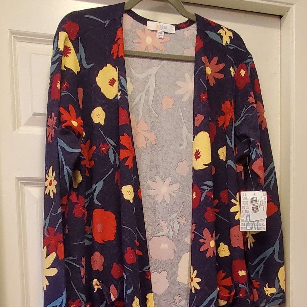 Floral Lularoe Sarah 2xl